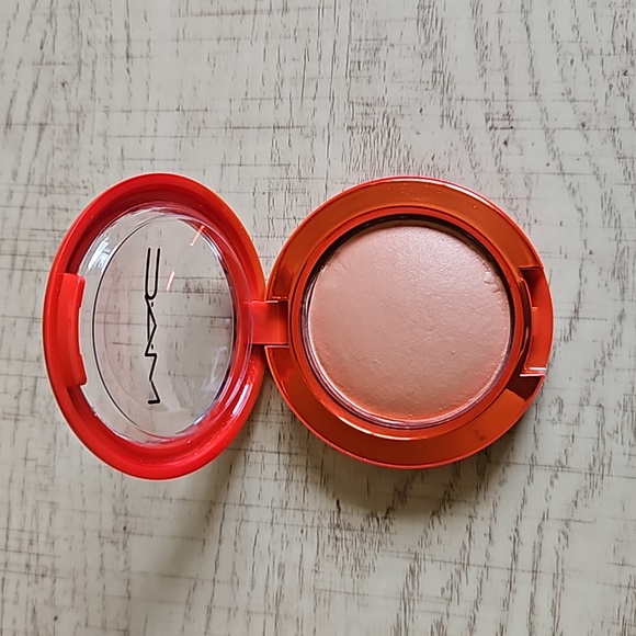 MAC Cosmetics Other - MAC Go Play Blush in So Natural